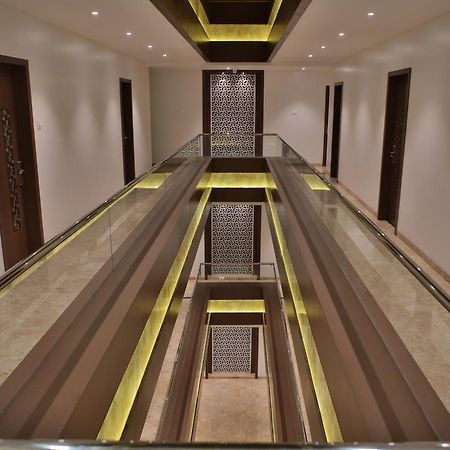 Hotel K P Pride Jalgaon Esterno foto